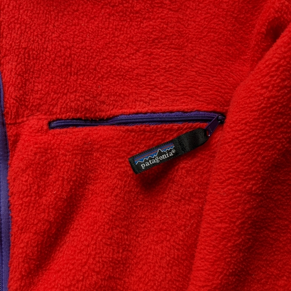 Patagonia Red & Purple Full Zip Fleece Jacket - Picture 5 of 6